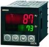 Digitální regulátor teploty s analogovými vstupy (V a mA), napájení 100-240 VAC, výstup reléový s dlouhou životností, 2 alarmy, montáž do panelu 48x48